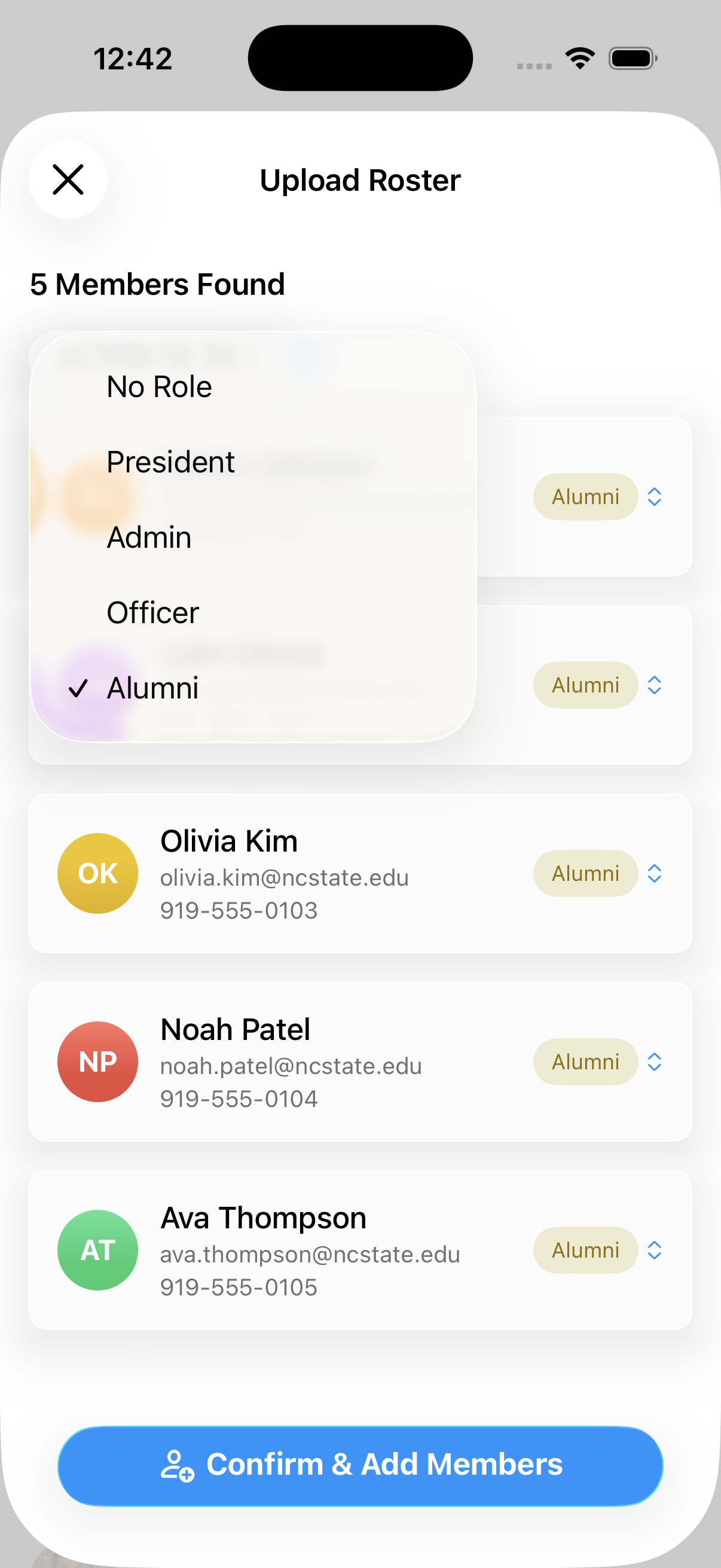 Choosing a role for the batch before sending invites